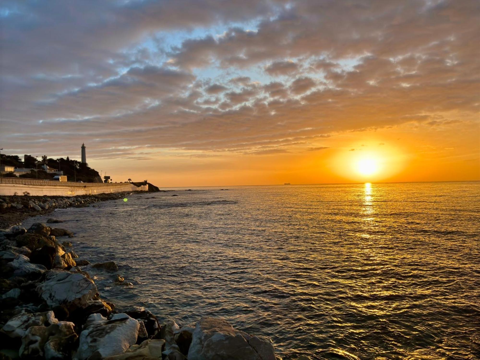 Apartamento Luz De Buda El Faro Luaran gambar